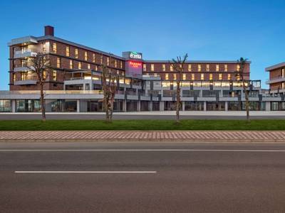 Ramada Plaza By Wyndham Batman - Bild 1