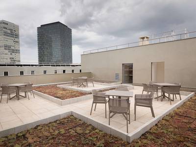 Zenao Montreuil - Bild 1