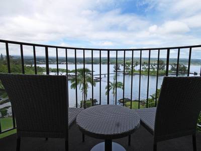 Hilo Hawaiian Hotel, Trademark Collection by Wyndham - Bild 1