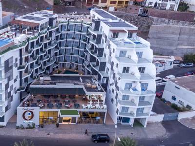 Ouril Hotel Mindelo - Bild 1