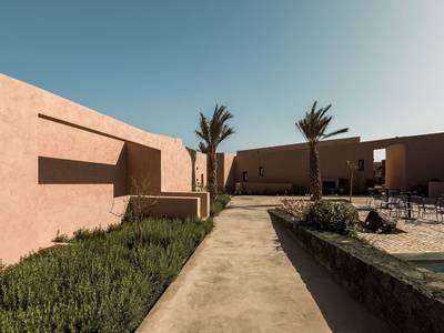 Domes Novos Santorini, Autograph Collection - Bild 1