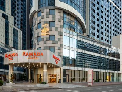 Ramada Plaza By Wyndham Batumi & Casino - Bild 1