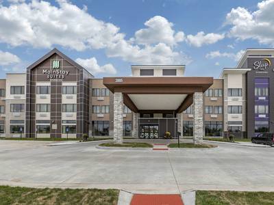 Sleep Inn & Suites Milwaukee / Franklin - Bild 1