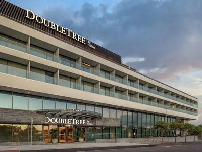 DoubleTree by Hilton Lagoa Azores - Bild 1