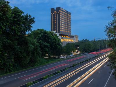 Doubletree By Hilton Jakarta Bintaro Jaya - Bild 1