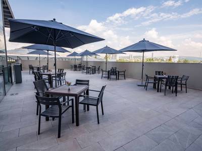 Galería Plaza Leon - Bild 1