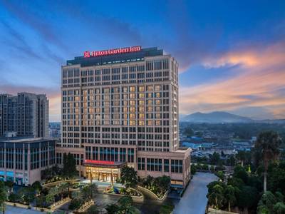 Hilton Garden Inn Jiangmen Xinhui - Bild 1