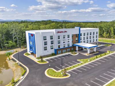 Hampton Inn Zion Crossroads Gordonsville - Bild 1