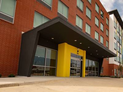 Tru by Hilton Lewisville Vista Ridge Mall - Bild 1