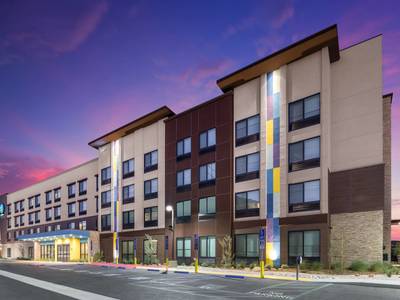 Tru by Hilton Norco - Bild 1