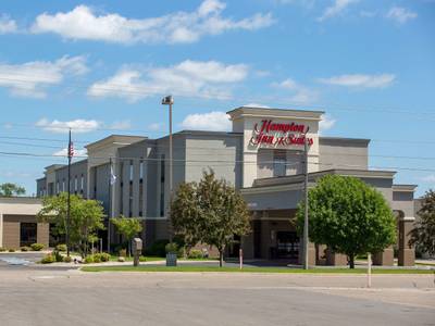 Hampton Inn & Suites Alexandria - Bild 1