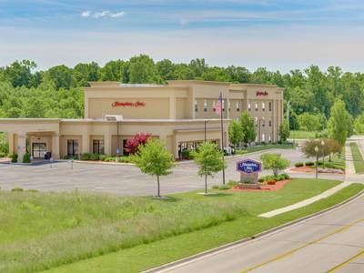 Hampton Inn Auburn - Bild 1