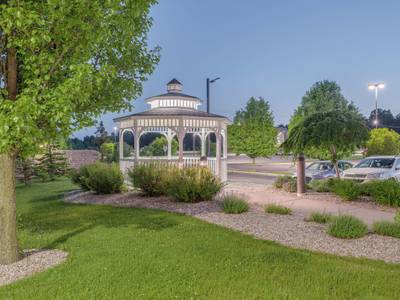 Hampton Inn Auburn - Bild 1