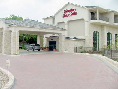 Hampton Inn & Suites Fredericksburg - Bild 1