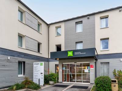 ibis Styles Prevessin Geneve Airport - Bild 1