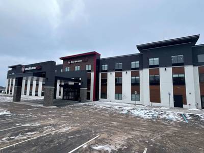 Best Western Plus Marquette Hotel & Suites - Bild 1