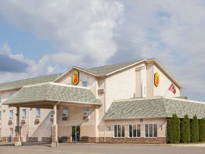 Super 8 by Wyndham Fort Frances - Bild 1