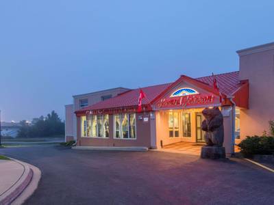 Howard Johnson by Wyndham Gravenhurst - Bild 1