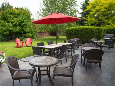 Best Western Sicamous Inn - Bild 1