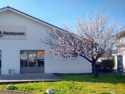 Campanile Bayonne - Bild 1