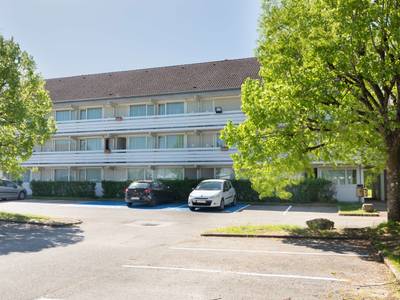 Hotel Campanile Dole - Bild 1