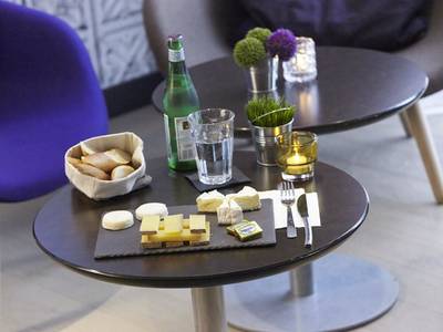 Hotel Campanile Le Blanc Mesnil - Bild 1