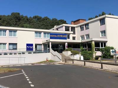 Hotel Kyriad Nemours - Bild 1