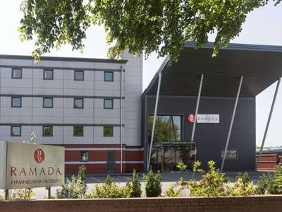 Ramada by Wyndham Oldbury Birmingham - Bild 1