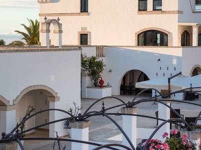 Borgobianco Resort & Spa Polignano - MGallery by Sofitel - Bild 1