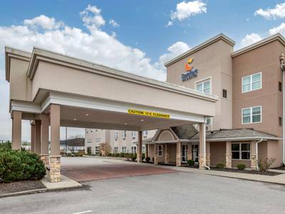 Comfort Inn & Suites Northern Kentucky - Bild 1