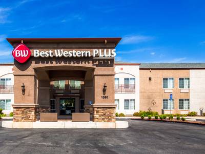 Best Western Plus Twin View Inn & Suites - Bild 1