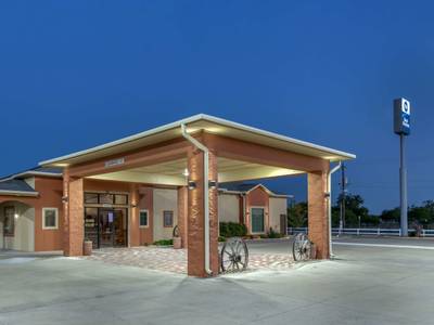 Best Western Windwood Inn & Suites - Bild 1