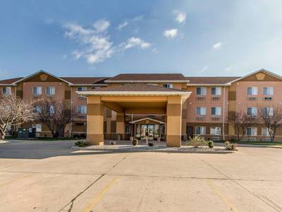 Quality Inn & Suites - Bild 1