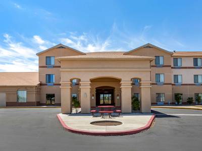 Comfort Inn & Suites - Bild 1