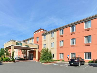 Quality Suites - Bild 1