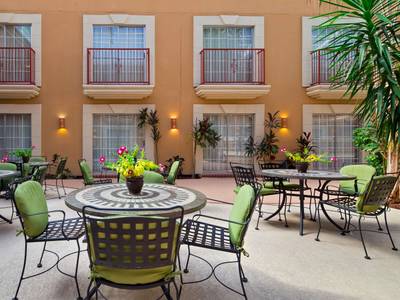 Best Western Plus Atrium Inn - Bild 1