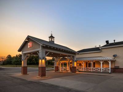 Best Western Plus University Park Inn & Suites - Bild 1