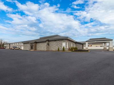 Quality Inn & Suites - Bild 1