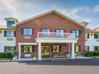 Econo Lodge Inn & Suites Ripley - Bild 1
