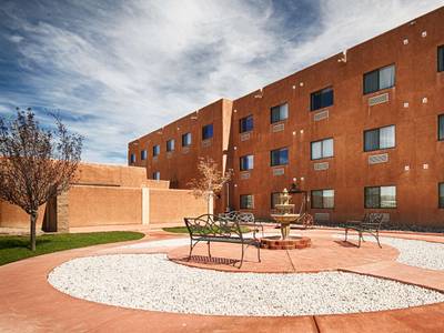 Best Western Territorial Inn & Suites - Bild 1