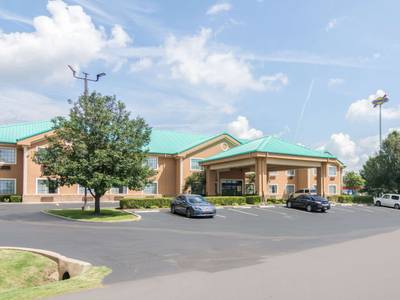 Quality Inn & Suites - Bild 1