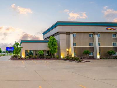 Baymont by Wyndham Mt. Pleasant - Bild 1