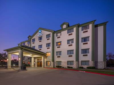 Best Western La Grange Inn & Suites - Bild 1