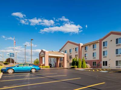 Best Western Penn-Ohio Inn & Suites - Bild 1