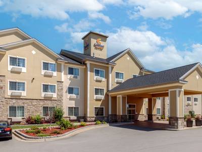 Comfort Suites Johnson Creek Conference Center - Bild 1