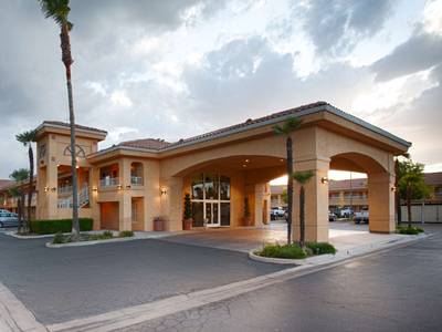 Best Western Inn & Suites Lemoore - Bild 1
