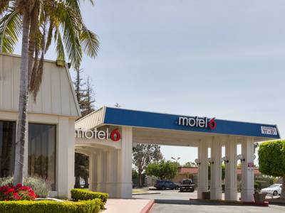 Motel 6 Claremont - Bild 1