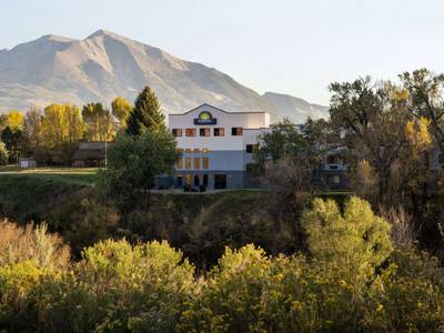 Days Inn by Wyndham Carbondale - Bild 1