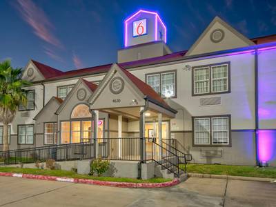 Motel 6 Stafford, TX – Sw Houston - Sugarland - Bild 1