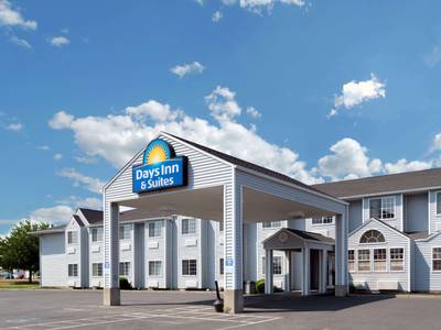 Days Inn & Suites by Wyndham Spokane Airport Airway Heights - Bild 1